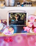 14 Travel Essentials for Bookish Girls on the Go